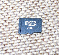 Отдается в дар флеш-карточка MicroSD 2Gb