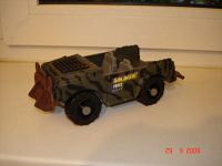 Отдается в дар детская игрушечная военная машина