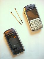 Отдается в дар Телефон SonyEricsson P900 с битым экраном