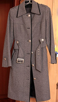 Отдается в дар женское пальто размер 44-46