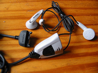 Отдается в дар Гарнитура Nokia HDS-3