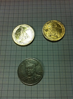 Отдается в дар Юбилейные монеты + Гагарин