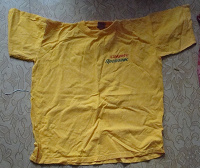 Отдается в дар Желтая футболка. Размер XL