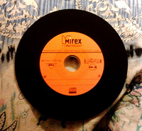 Отдается в дар CD-диск а-ля виниловая пластинка