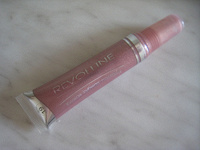 Отдается в дар Жидкая помада-блеск Revolline shining color