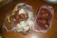 Отдается в дар Шоколад с шоколадных яиц