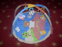 Отдается в дар игровой коврик для малышей