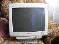 Отдается в дар монитор SONY Trinitron Multiscan