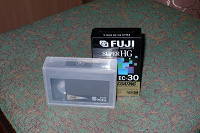 Отдается в дар Видеокассеты VHS-C и S-VHS-C 2 шт.