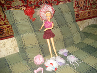 Отдается в дар Кукла Барби с приданным