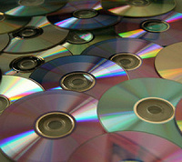 Отдается в дар Набор дисков с разноплановыми программами
