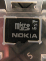 Отдается в дар Карточка MicroSD 128 MB