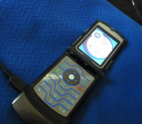 Отдается в дар Телефон Motorola V3i