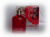 Подарок Туалетная вода Amor Amor от Cacharel