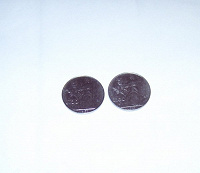 Отдается в дар Две итальянских сотки (монеты)