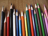 Отдается в дар цветные карандаши россыпью
