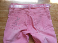 Отдается в дар Розовые летние джинсы.