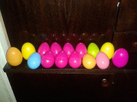Отдается в дар Разноцветные яйца