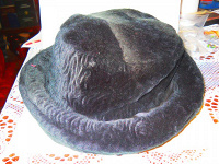 Отдается в дар Шляпка-шапка из искусственного меха.