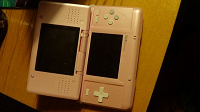 Отдается в дар Игровая консоль (приставка) Nintendo DS + флешка для игр