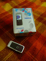 Отдается в дар Телефон Nokia 7210 белый, нерабочий