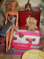 Отдается в дар Кукла Барби едет в отпуск.