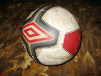 Отдается в дар Футбольный мяч