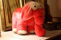 Отдается в дар Розовый слон