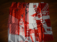 Отдается в дар Платок Rimmel — London