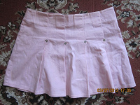 Отдается в дар Короткая розовая юбка.