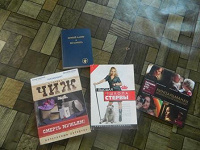 Отдается в дар Книги и журналы.