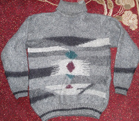 Отдается в дар Очень теплый мужской свитер