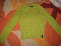 Отдается в дар зеленый свитерок