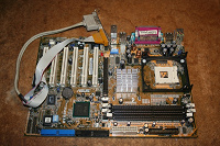 Отдается в дар Материнская плата ASUS P4B533