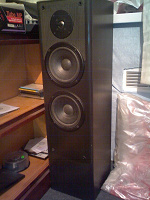 Отдается в дар Колонки Hi-end класса JBL 100 v