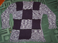 Отдается в дар Шахматный свитер.