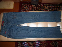 Отдается в дар женские джинсы р-р 27