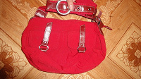 Отдается в дар Красная маленькая сумочка