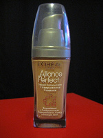 Отдается в дар Тональный крем L'OREAL Alliance Perfect