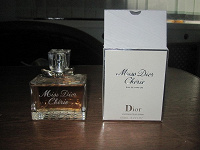 Отдается в дар передар, Мисс Диор, так жалко с этим парфюмом расставаться, но все же.