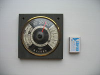 Отдается в дар Термометр советский с календарем