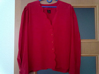 Отдается в дар Красная блузка