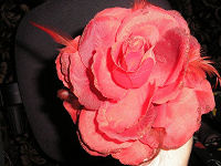 Отдается в дар Резинка для волос в виде розы