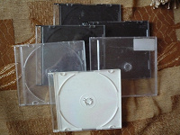 Отдается в дар Пустые боксы ( коробочки) для CD дисков