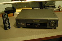 Видеомагнитофон Sony SLV-P58EE