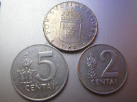 Отдается в дар Монеты Швеция и Литва!