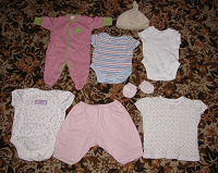 Отдается в дар одежда для малявочки от рождения до 3-6 месяцев