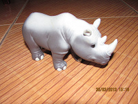 Отдается в дар Игрушка носорог