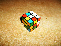 Отдается в дар Кубик Рубика маленький 3 см