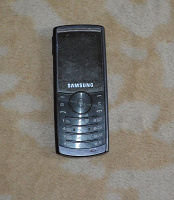 Отдается в дар Мобильный телефон Samsung SGH-J150